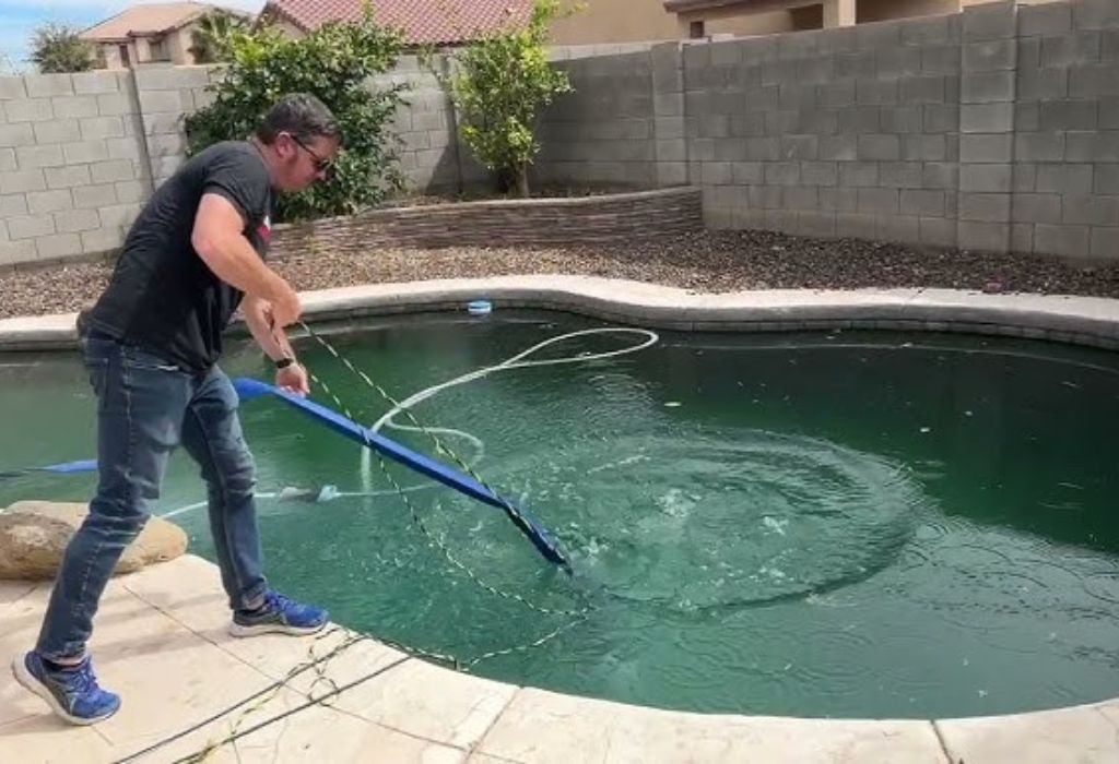 How to Drain a Swimming Pool with a Garden Hose Quickly