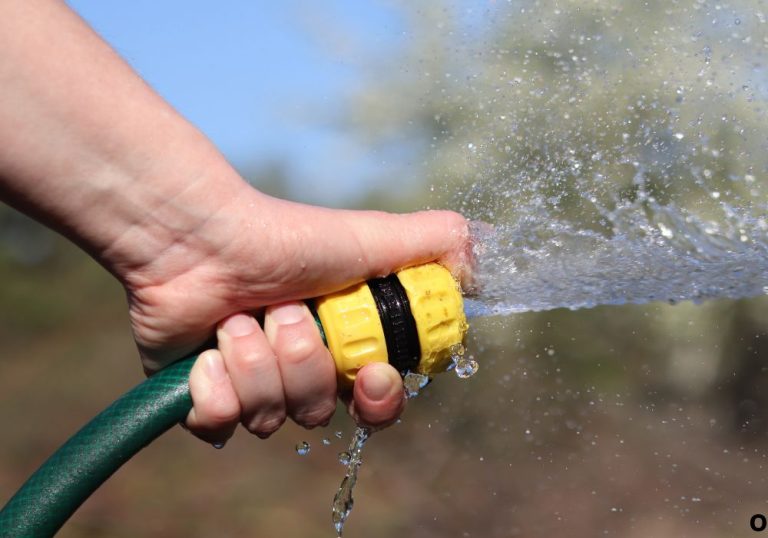 How to Fix Garden Hose Spray Nozzle That Leaks Water