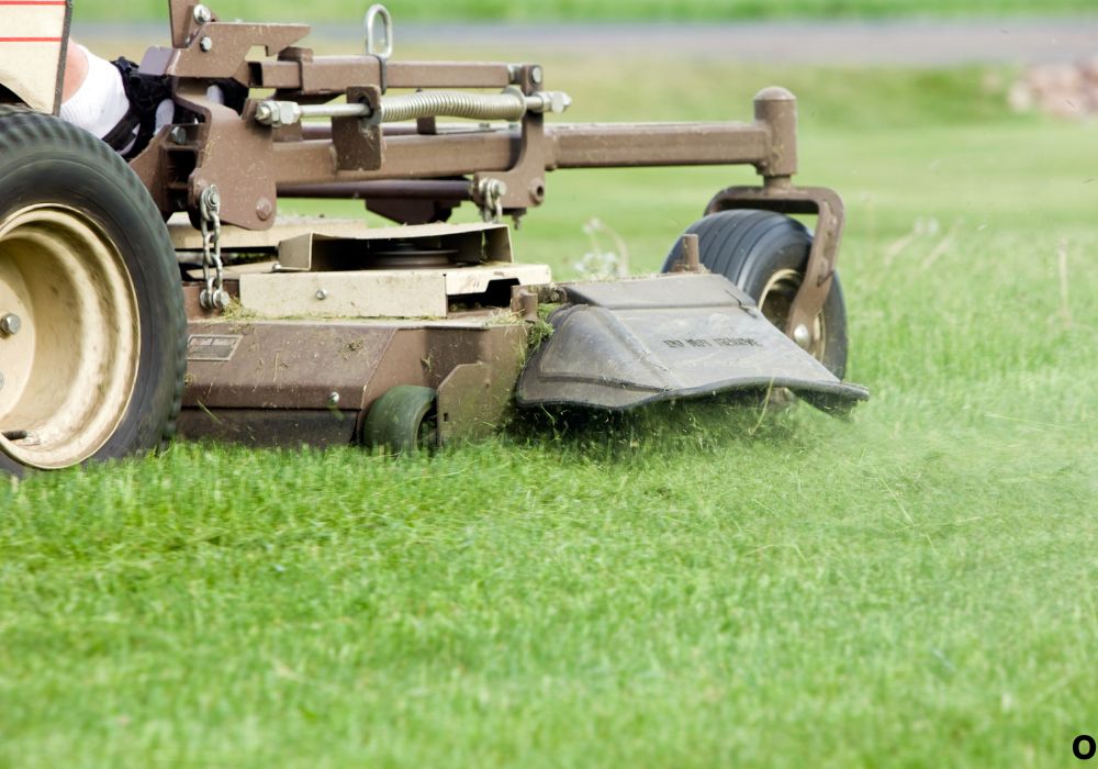 What Is Mower Discharge Chute and How to Maintain It