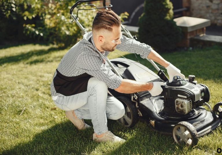 Electric vs Gas Lawn Mower: Key Differences Explained