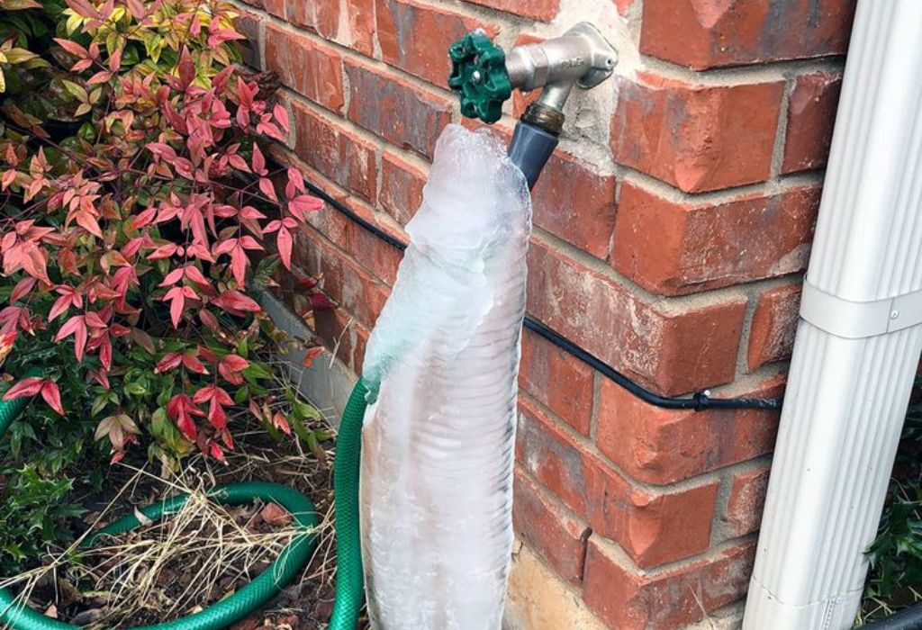 Understanding How Freezing Temperatures Affect Hoses