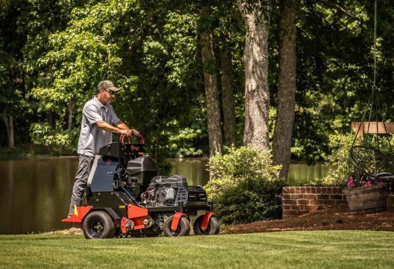 How to Maintain Lawn Aerator for a Healthy, Green Yard