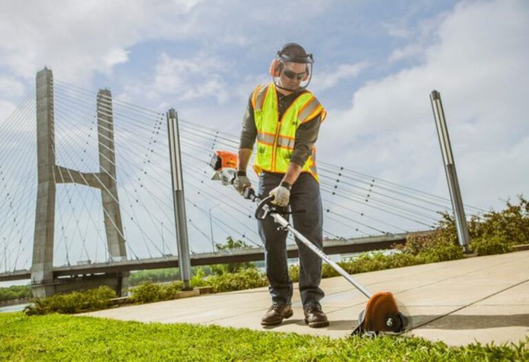 String Trimmer Trouble: Fixing the Line Feed Issue