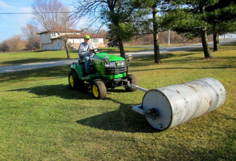 Why Lawn Roller Leaking Happens and How to Fix It