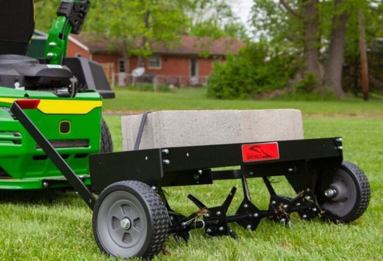 Spike Aerator Versus Plug Aerator: Lawn Care Showdown