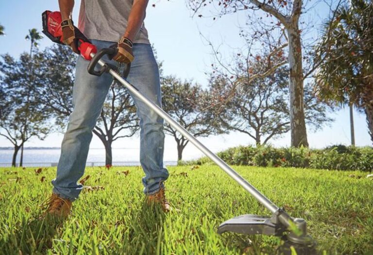 Cutting Tall Grass: A Guide for String Trimmer Success